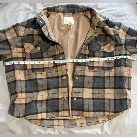 H&M Plaid Shacket Jacket Womens Large Beige Gray Button Front Flannel Coat - Picture 6 of 8